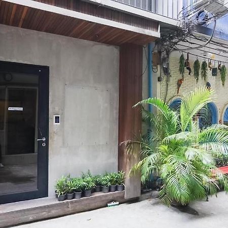 Z Go Inn Bts St Louis Silom V โกอินน์ บีทีเอส เซนต์หลุยส์ สีลม 3 Bangkok Zewnętrze zdjęcie